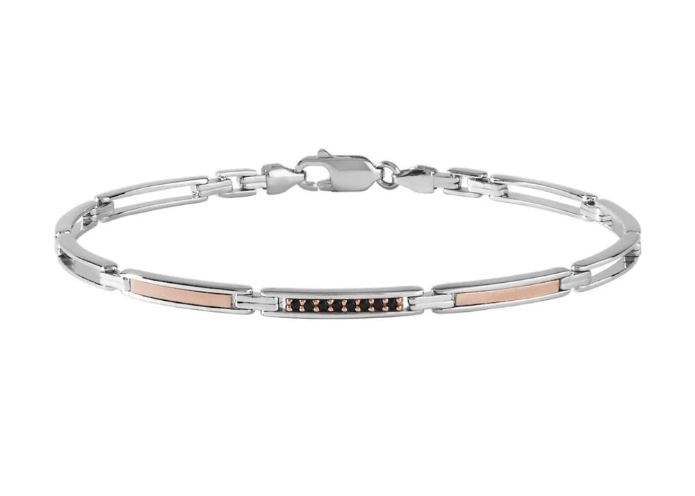 Bracciale a maglie in due tonalità su fondo bianco